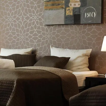 Hotell Buergerhof 3*