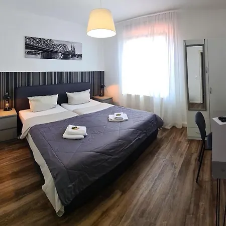 Buergerhof فندق 3*