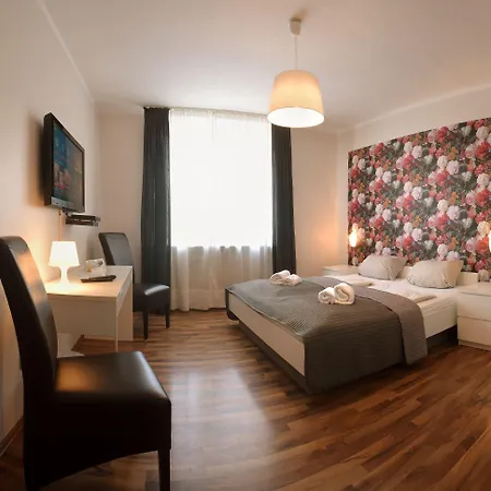 Hotell Buergerhof 3*