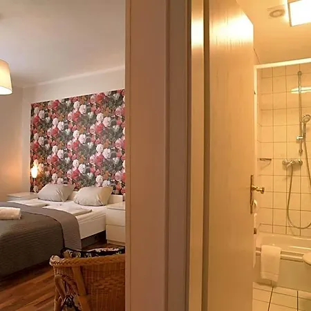 Buergerhof 3* كولونيا