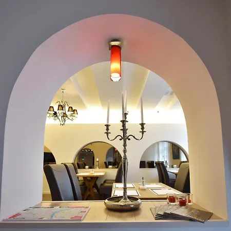 Hotell Buergerhof 3*